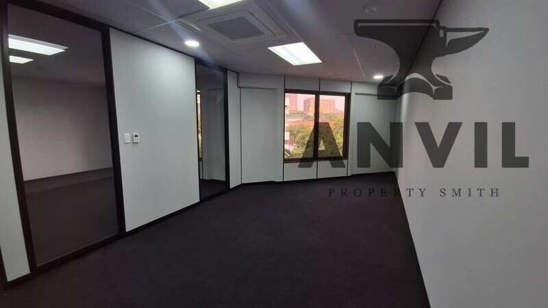 Kopano on Empire - SUITE 07 || FF - 107 property image 19