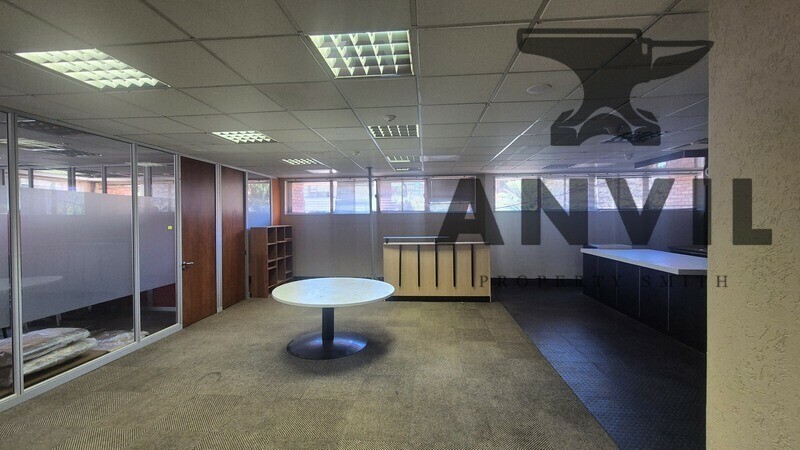 9 JUCTION AVENUE PARKTOWN - FIRST FLOOR property image 21