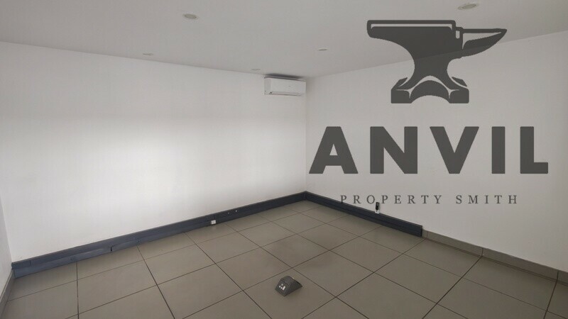 Botha & Diesel Showroom - Showroom To Let property image 10