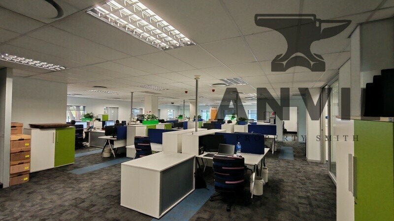 Founders Hill Office Park - Detnet Building  property image 6