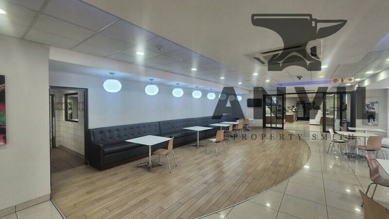 9 JUCTION AVENUE PARKTOWN - 2ND FLOOR  property image 9