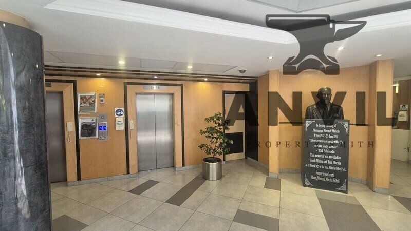 9 JUCTION AVENUE PARKTOWN - 2ND FLOOR  property image 11