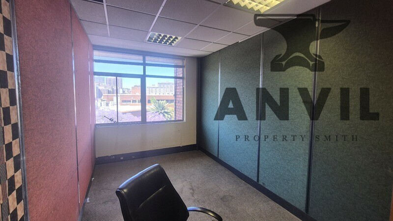 9 JUCTION AVENUE PARKTOWN - 2ND FLOOR  property image 15