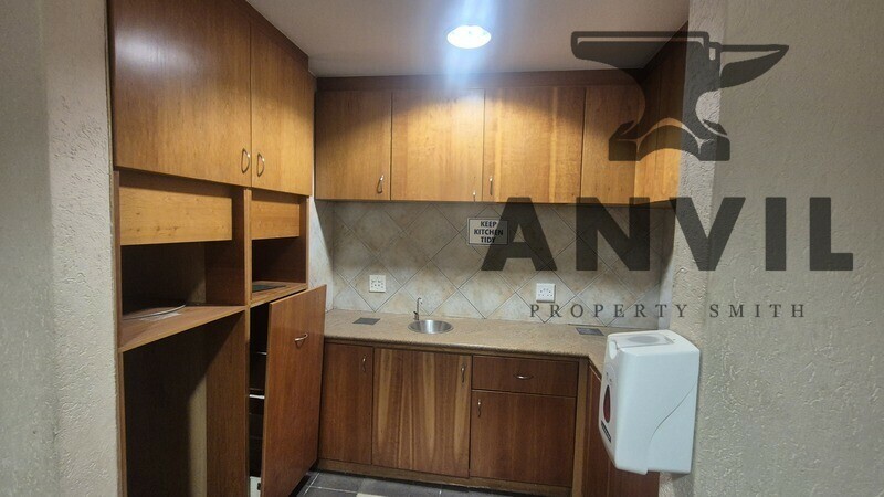 9 JUCTION AVENUE PARKTOWN - 2ND FLOOR  property image 20