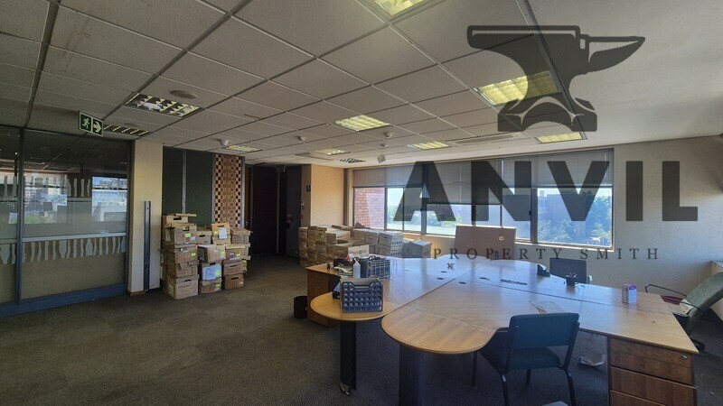 9 JUCTION AVENUE PARKTOWN - 2ND FLOOR  property image 24