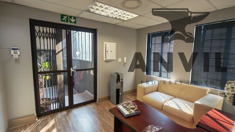 Willow Crest Office Park, Willowbrook, Roodepoort - Unit 8 property image 4
