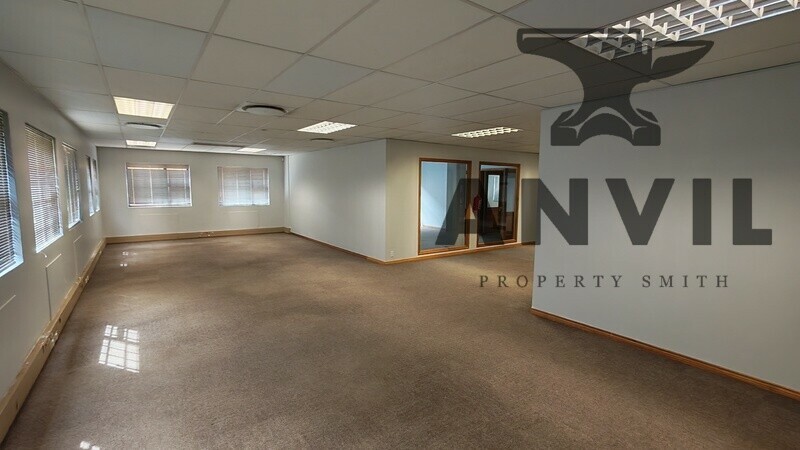 Palms Office Court - Building 3 Unit to let property image 27