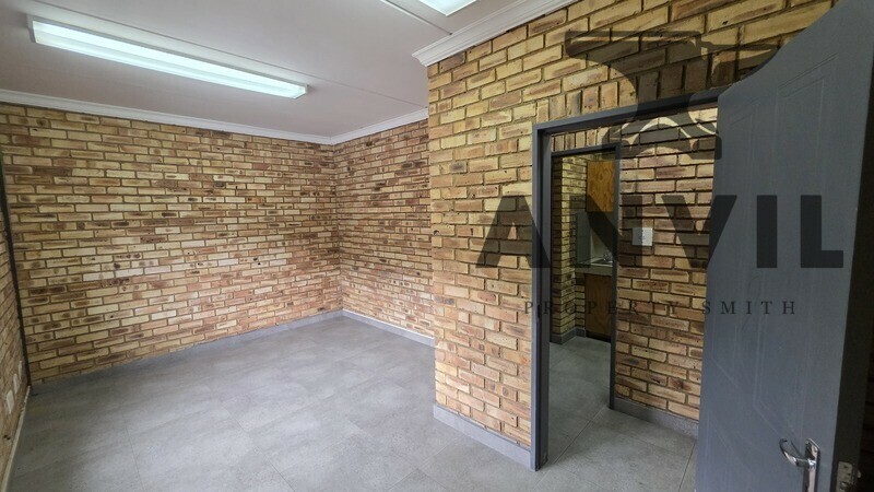 Brentwood Business Park - Unit 18 property image 8