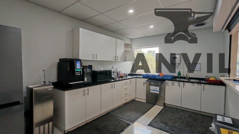 Founders Hill Office Park - Building 1 - Bottom Floor property image 11