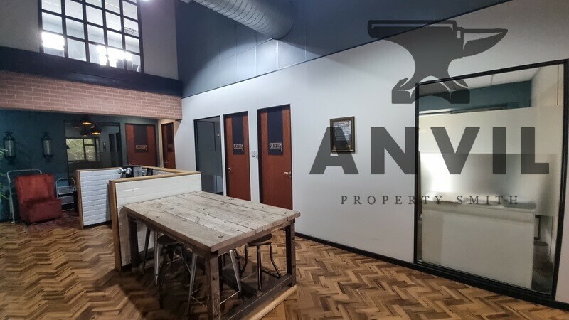 Parade On Kloof - Units 11 & 12 property image 5