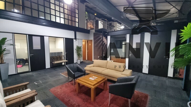 Parade On Kloof - Units 11 & 12 property image 7