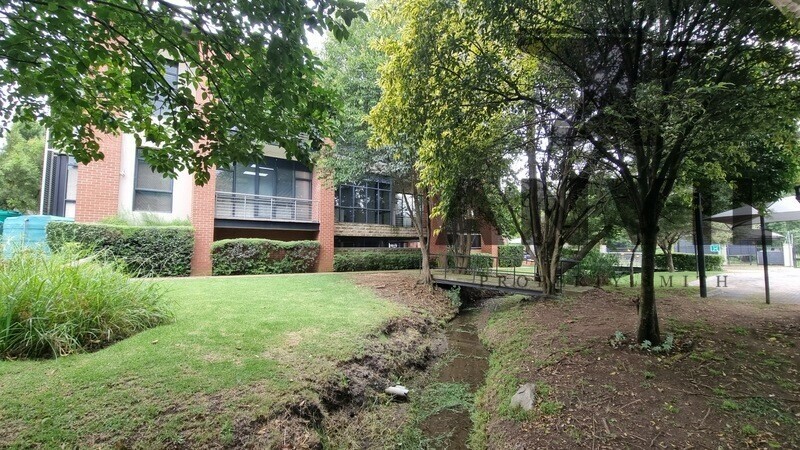 Parade On Kloof - Units 11 & 12 property image 18