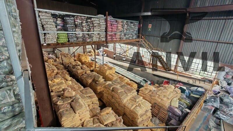 9 Molekule Street , Chloorkop - Whole Property  property image 16