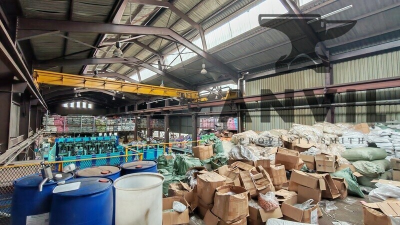 9 Molekule Street , Chloorkop - Whole Property  property image 19