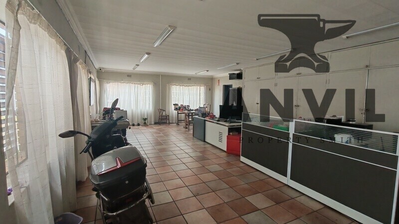 9 Molekule Street , Chloorkop - Whole Property  property image 21