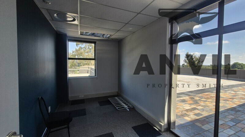 37 Empire Road, Parktown - Office 4 Second Floor  property image 11