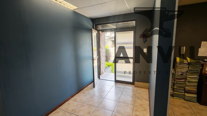 Willow Crest Office Park, Willowbrook, Roodepoort - Unit 1 property image 4