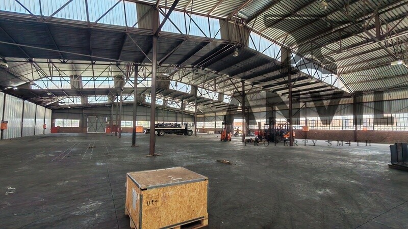 201 Bergrivier Drive , Chloorkop  - Whole Property  property image 14