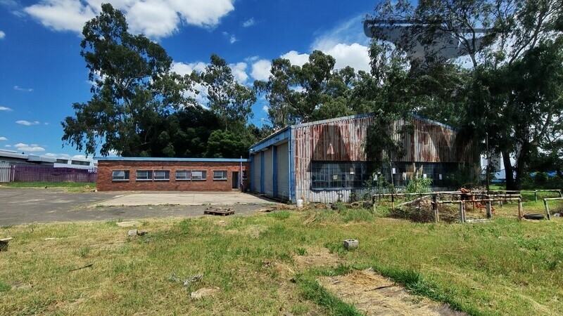 201 Bergrivier Drive , Chloorkop  - Whole Property  property image 3