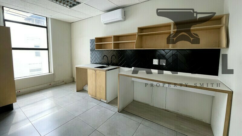 382 Jan Smuts Avenue, Craighall, Randburg - OF102001C property image 10