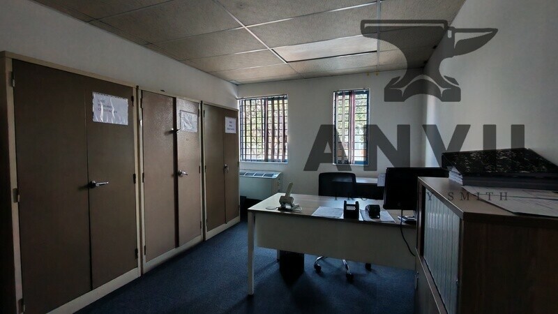 34 Director Road - Whole Unit property image 15