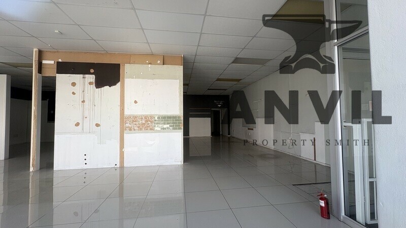 321 Main Road, Kenilworth  - Whole Building - 264m2 Retail street facing  property image 10