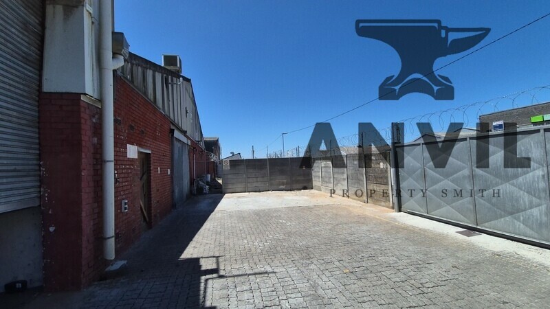 16 Flamingo Cres - Halls 9,10,11,12 & Offices property image 6