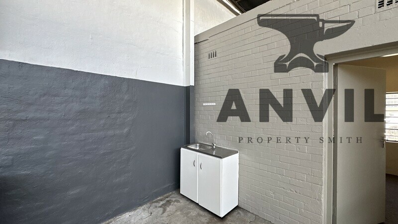 Reliance Centre, City Deep, Johannesburg South - Unit 17  property image 11