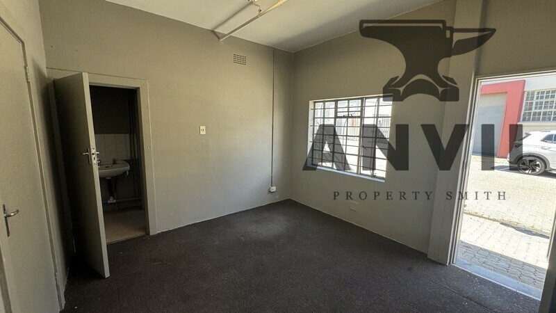 Reliance Centre, City Deep, Johannesburg South - Unit 17  property image 19