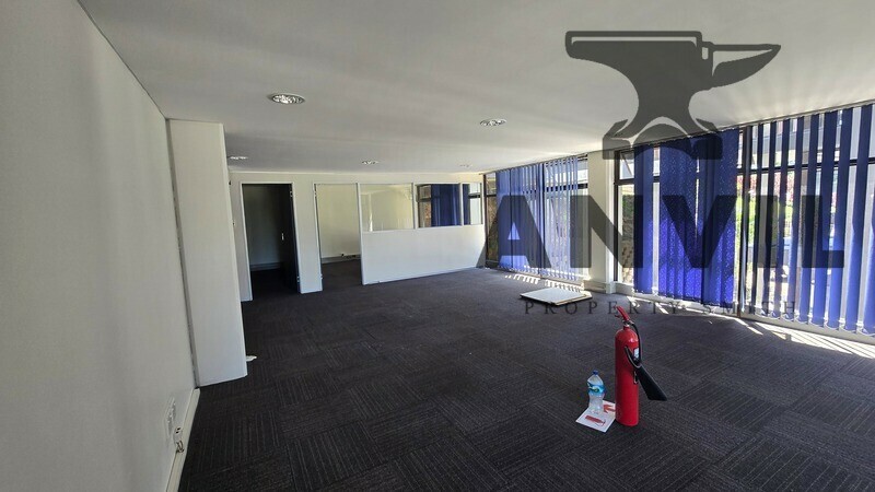 34 Essex Terrace - Ground Floor Mezzanine Unit  property image 15