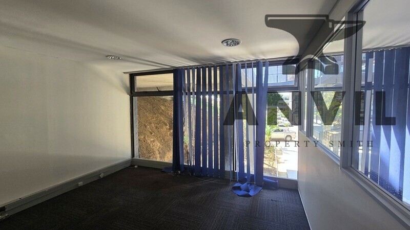 34 Essex Terrace - Ground Floor Mezzanine Unit  property image 17