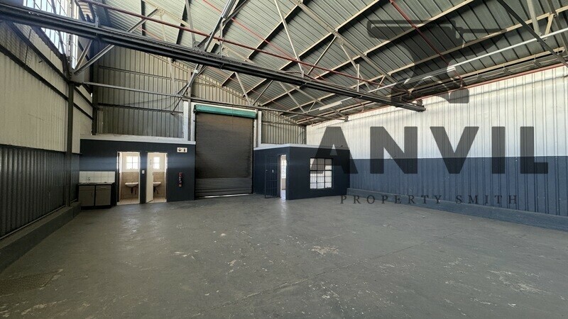 Reliance Centre, City Deep, Johannesburg South - Unit 11 - 355sqm property image 2