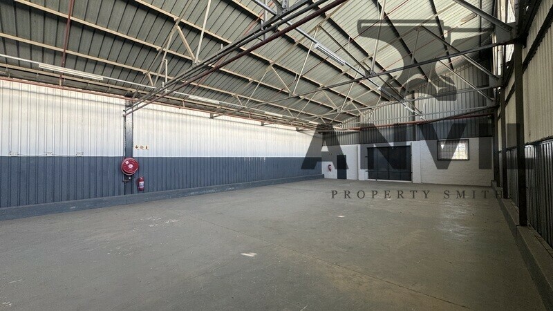 Reliance Centre, City Deep, Johannesburg South - Unit 11 - 355sqm property image 8