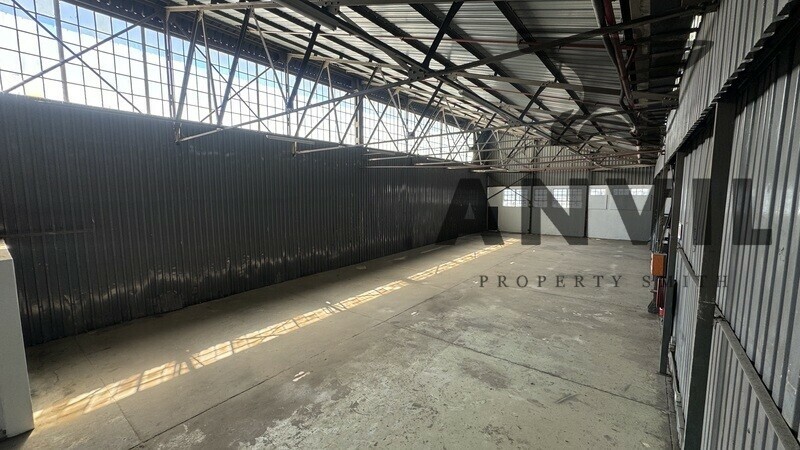 Reliance Centre, City Deep, Johannesburg South - Unit 21 - 350sqm property image 2