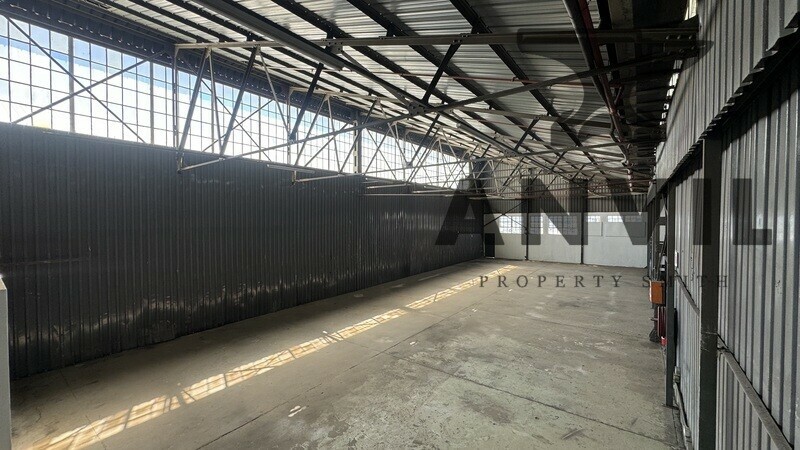 Reliance Centre, City Deep, Johannesburg South - Unit 21 - 350sqm property image 3