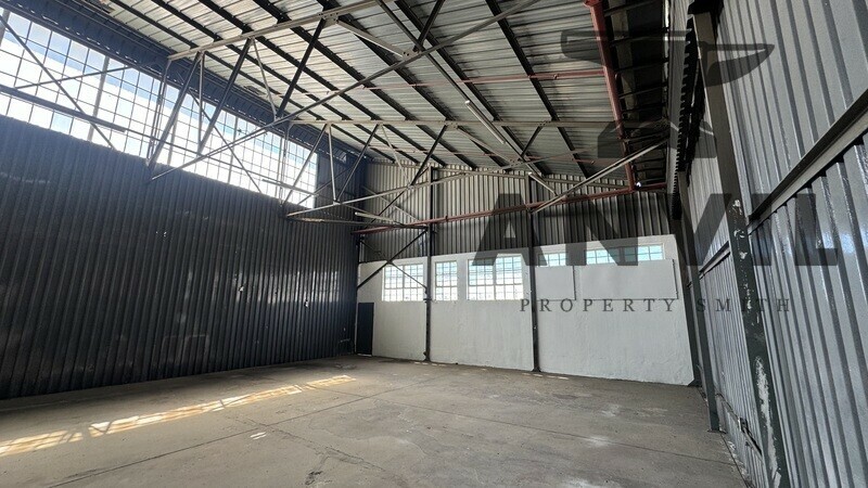 Reliance Centre, City Deep, Johannesburg South - Unit 21 - 350sqm property image 12