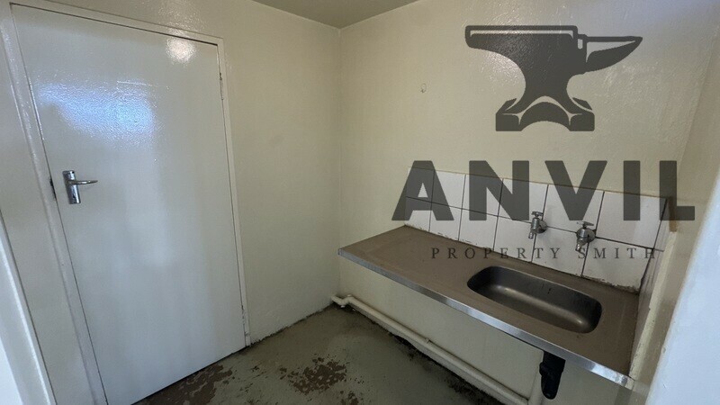 Reliance Centre, City Deep, Johannesburg South - Unit 21 - 350sqm property image 16