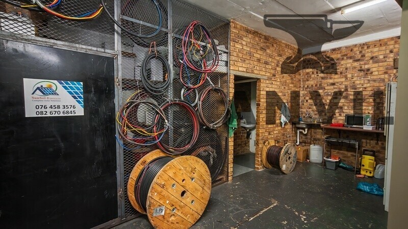 Hi-Tech Mini Factories,Strijdom park Randburg - Unit M property image 9