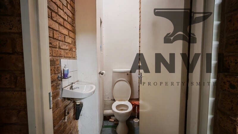 Hi-Tech Mini Factories,Strijdom park Randburg - Unit M property image 11