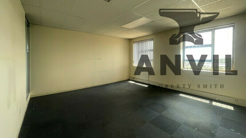 343 Surrey Avenue - 5th Floor property image 6