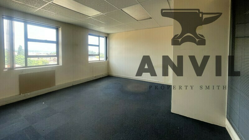 343 Surrey Avenue - 5th Floor property image 4