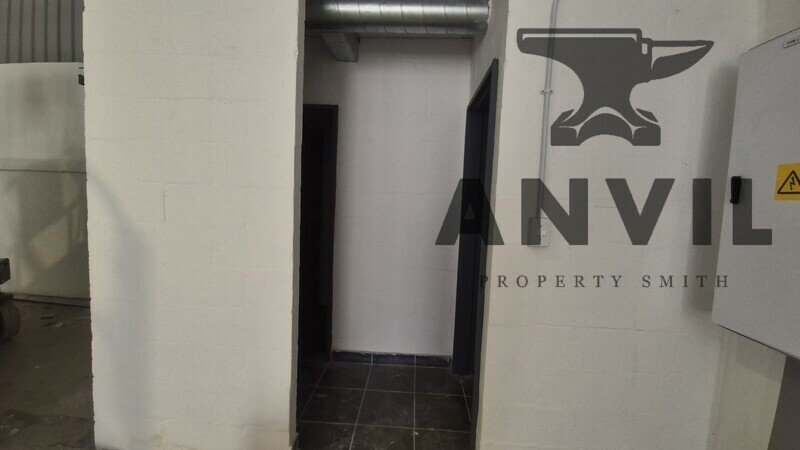 South Palms Industrial Park - Unit C2 property image 4