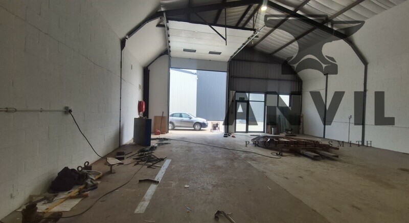 South Palms Industrial Park - Unit C2 property image 6