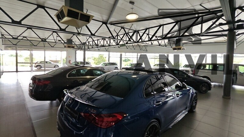 Mercedes Benz Garage Constantia Kloof  - Mercedes Benz Second Hand Car Dealership Space property image 7