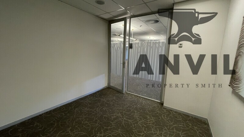 Lakeview Office Park - Entire Building property image 9