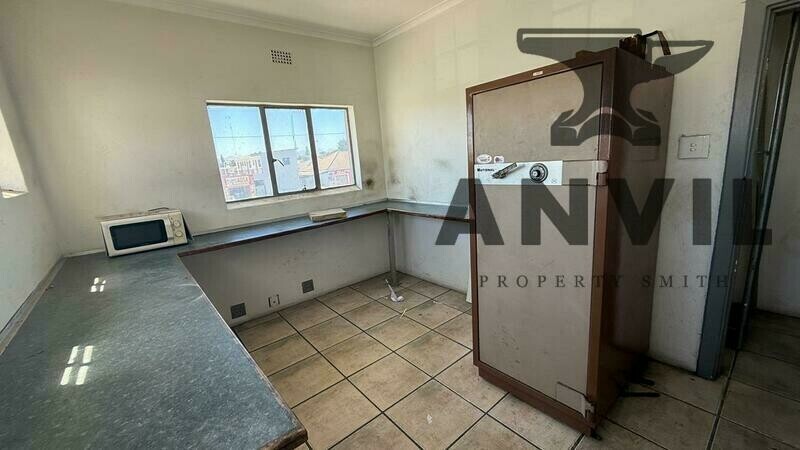 29 Connaught Rd, Parow, Cape Town, 7500, South Africa - 2000m² Entire Building  property image 11