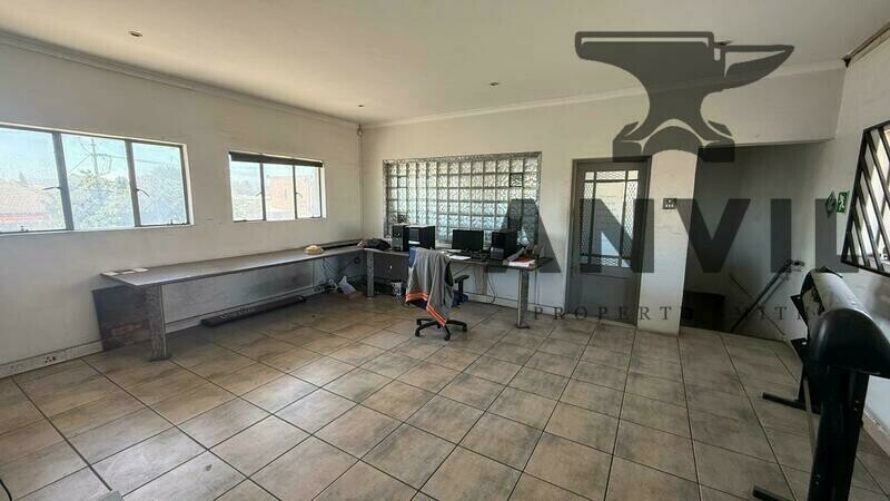 29 Connaught Rd, Parow, Cape Town, 7500, South Africa - 2000m² Entire Building  property image 12