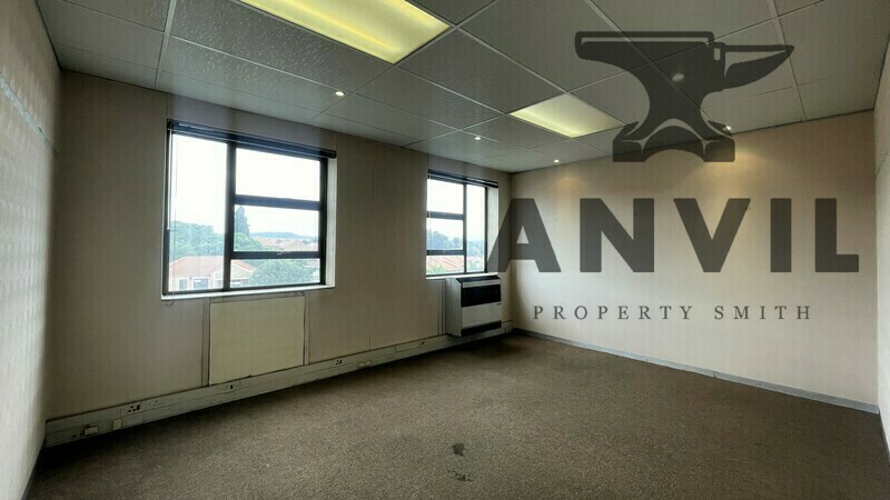 343 Surrey Avenue - 4th Floor property image 3