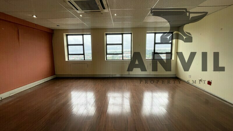 343 Surrey Avenue - 4th Floor property image 4