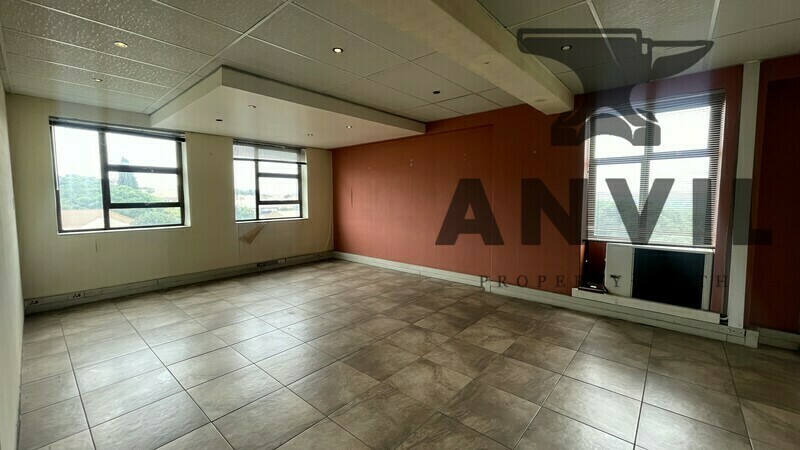 343 Surrey Avenue - 4th Floor property image 5